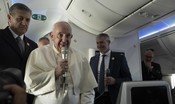 Papa Francesco: "Una donna premier? "È una sfida. Auguro tutto il meglio al nuovo governo"  