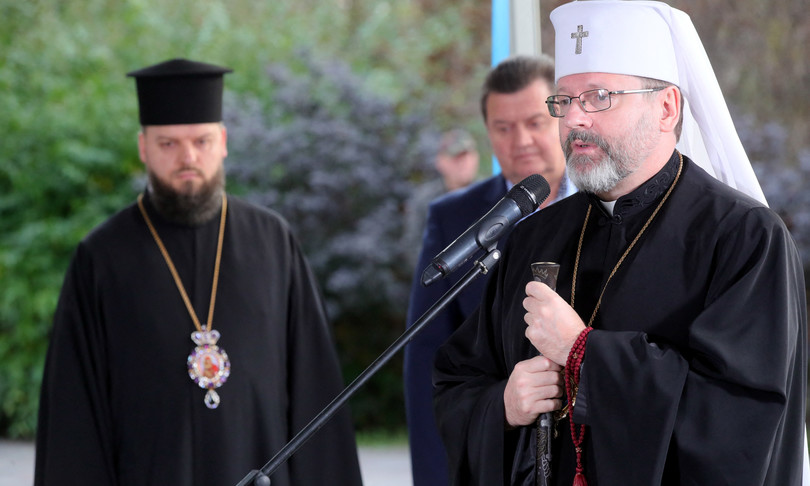 arcivescovo di Kiev porta in dono a Papa frammento di mina russa
