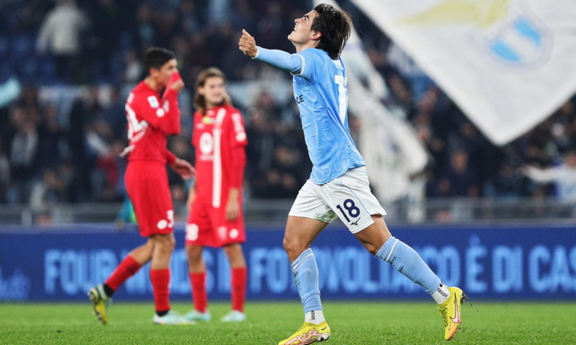 baby Romero lancia Lazio secondo posto Monza ko 1 0