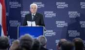 Mattarella sui migranti: "Solidarietà nella Ue e rispetto dei diritti"