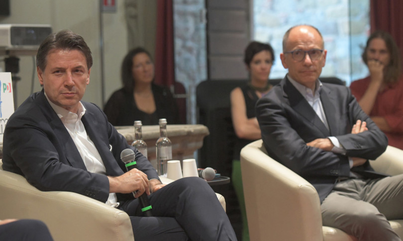 sondaggi politici m5s supera pd
