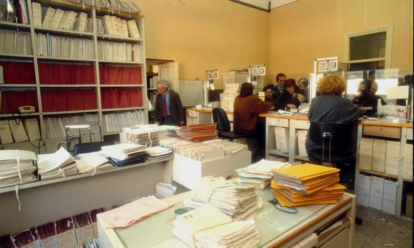 palermo dirigente ex provincia no dipendenti perditempo