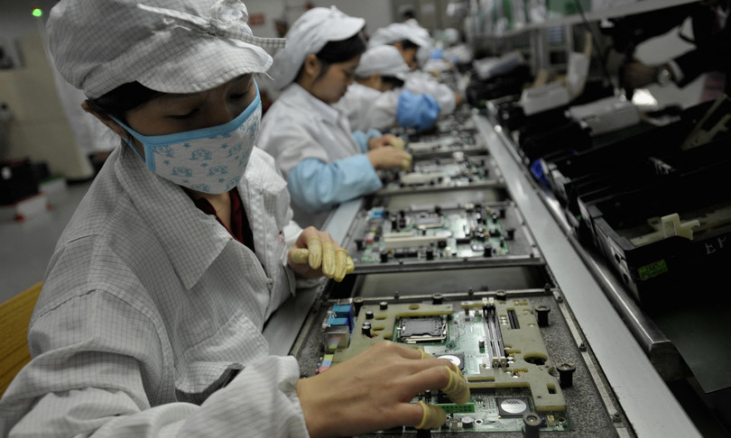cina milioni iphone pro meno stabilimento foxconn
