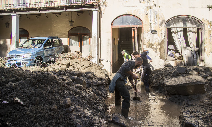 Frana Ischia trovati altri tre corpi undici vittime