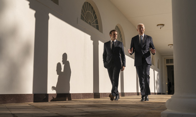 biden macron ucraina conferenza parigi