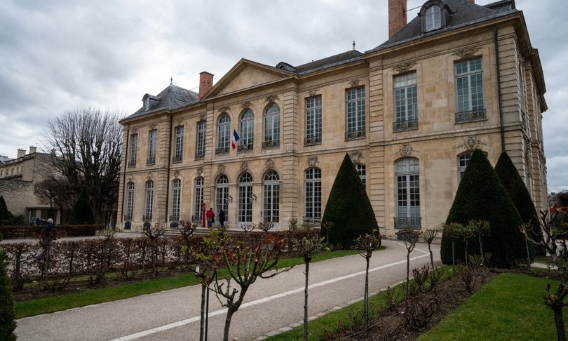 trovata parigi statua bronzo inedita victor hugo rodin