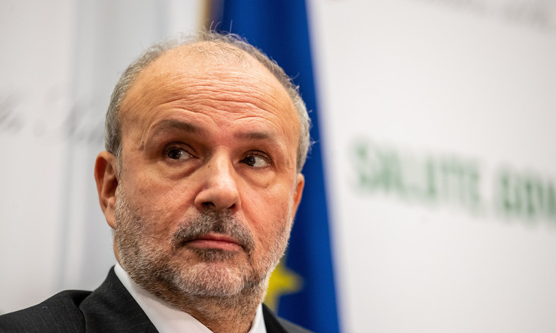 Vaccino Schillaci Ue rinegozi contratti