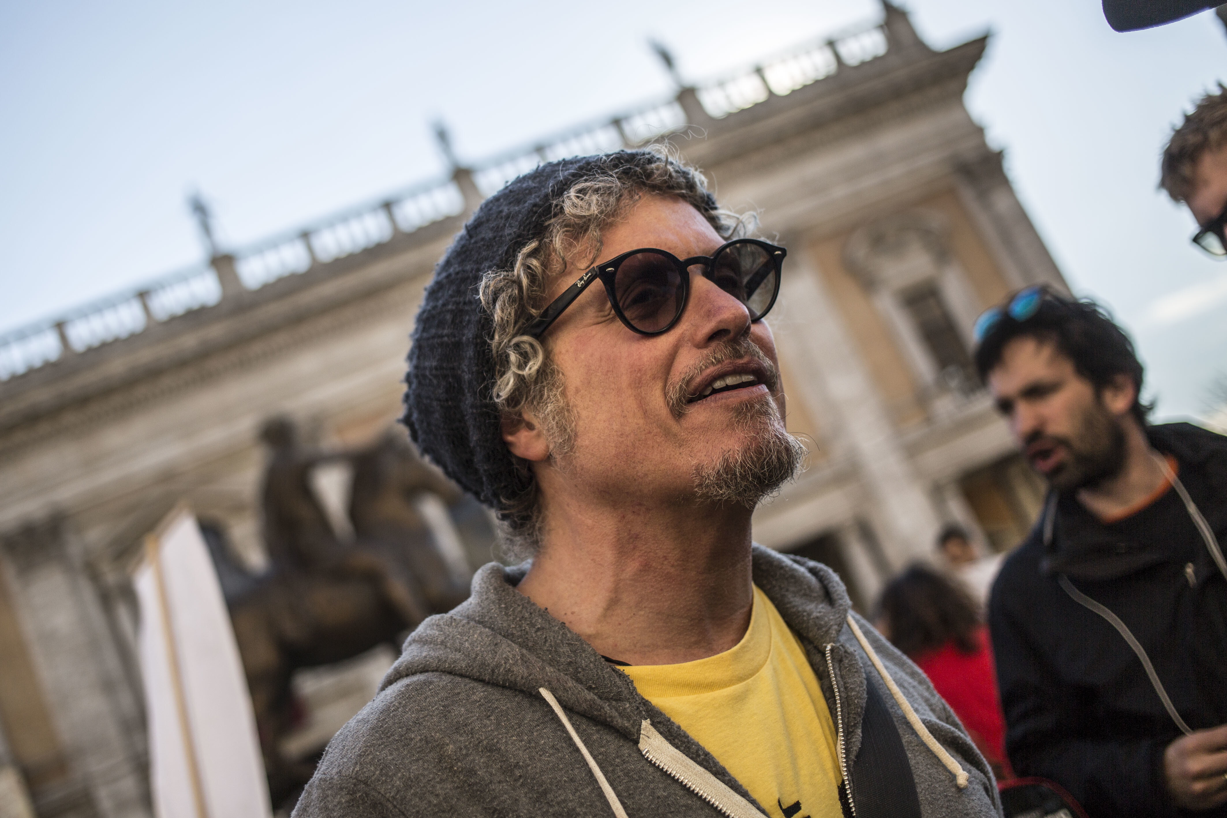 Niccolò Fabi, il regalo a sorpresa per i fan [VIDEO]