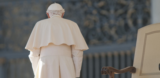 "Fu l'insonnia a spingere Ratzinger alle dimissioni"