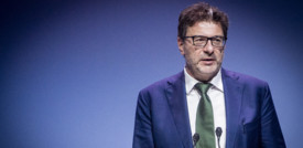 Giorgetti prevede che le bollette a febbraio caleranno del 40%
