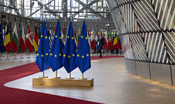 "Servono soluzioni a lungo termine". L’Europa risponde a Meloni sui migranti