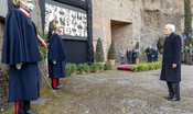 Mattarella alle Fosse Ardeatine. Meloni: "La memoria è un dovere"