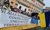 Zelensky al Quirinale, la bandiera giallo-blu su Torrino