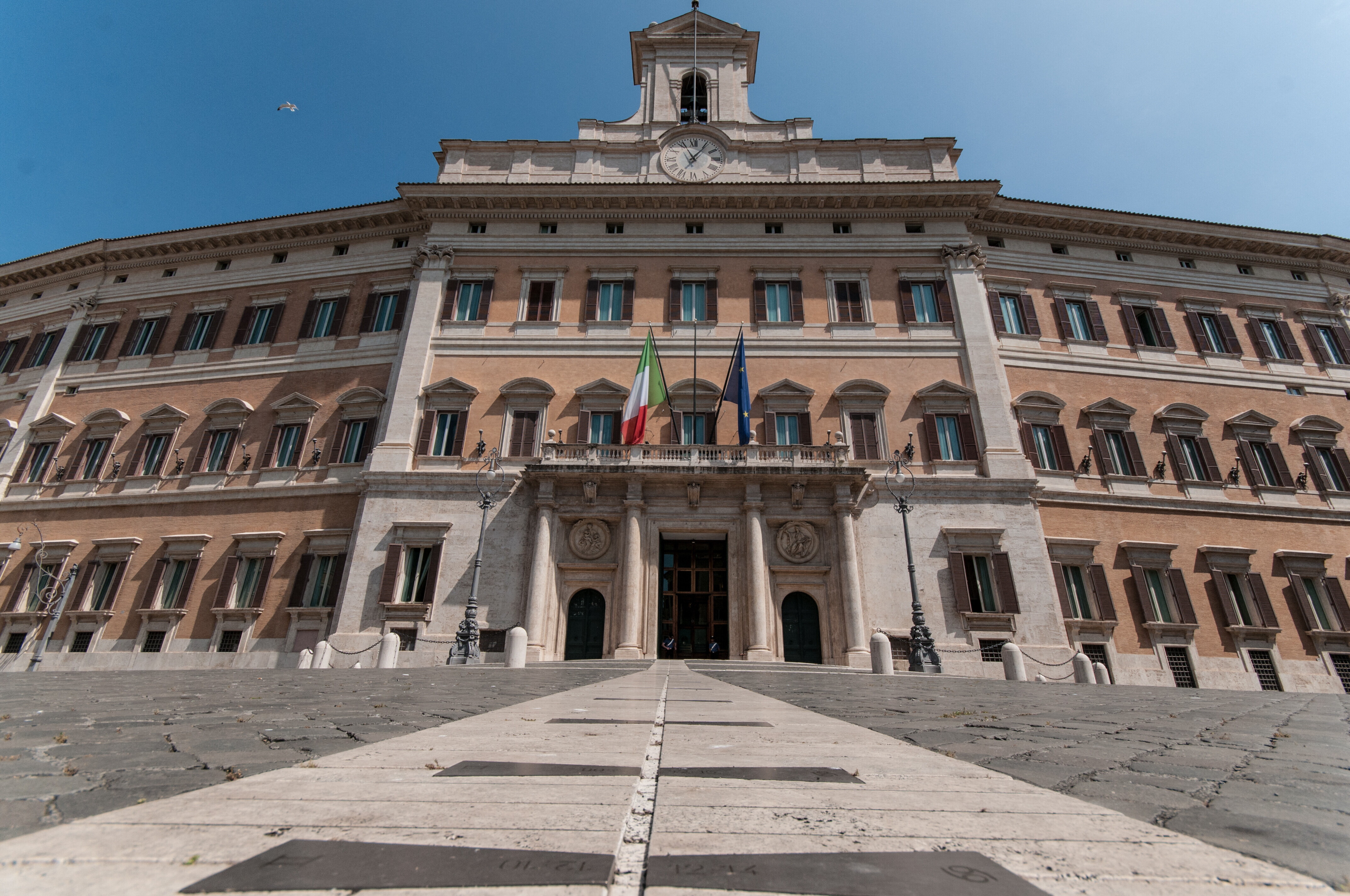 Manovra: si valuta l'ipotesi di alcuni ritocchi, dagli affitti ai dividendi