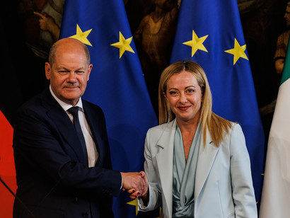Meloni incontra Scholz, fronte comune su migranti e Ucraina