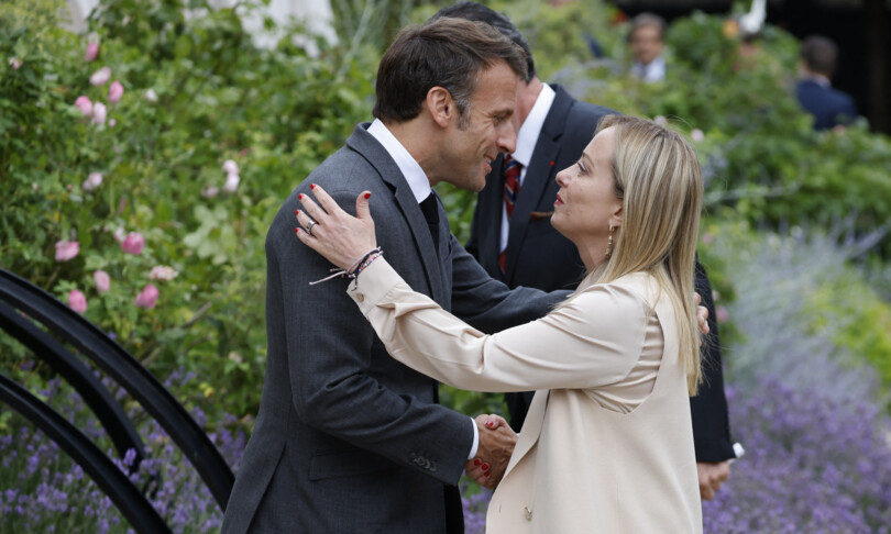 Vertice Meloni-Macron: "D’accordo su migranti e patto di stabilità"