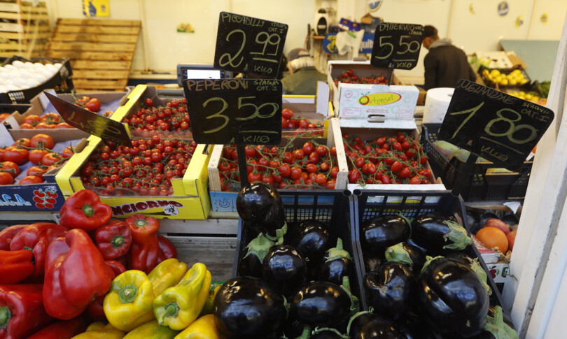 inflazione coldiretti italiani speso quattro miliardi in piu mangiare meno