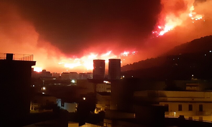 incendi sicilia morta donna evacuati abitanti
