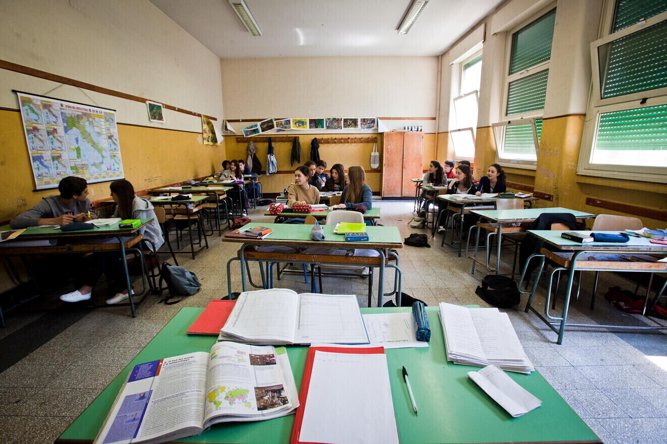 A 81 anni fra i banchi, è il più anziano studente sardo