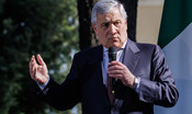 Tajani inaugura il post-Berlusconi, "Ora sulle nostre gambe"