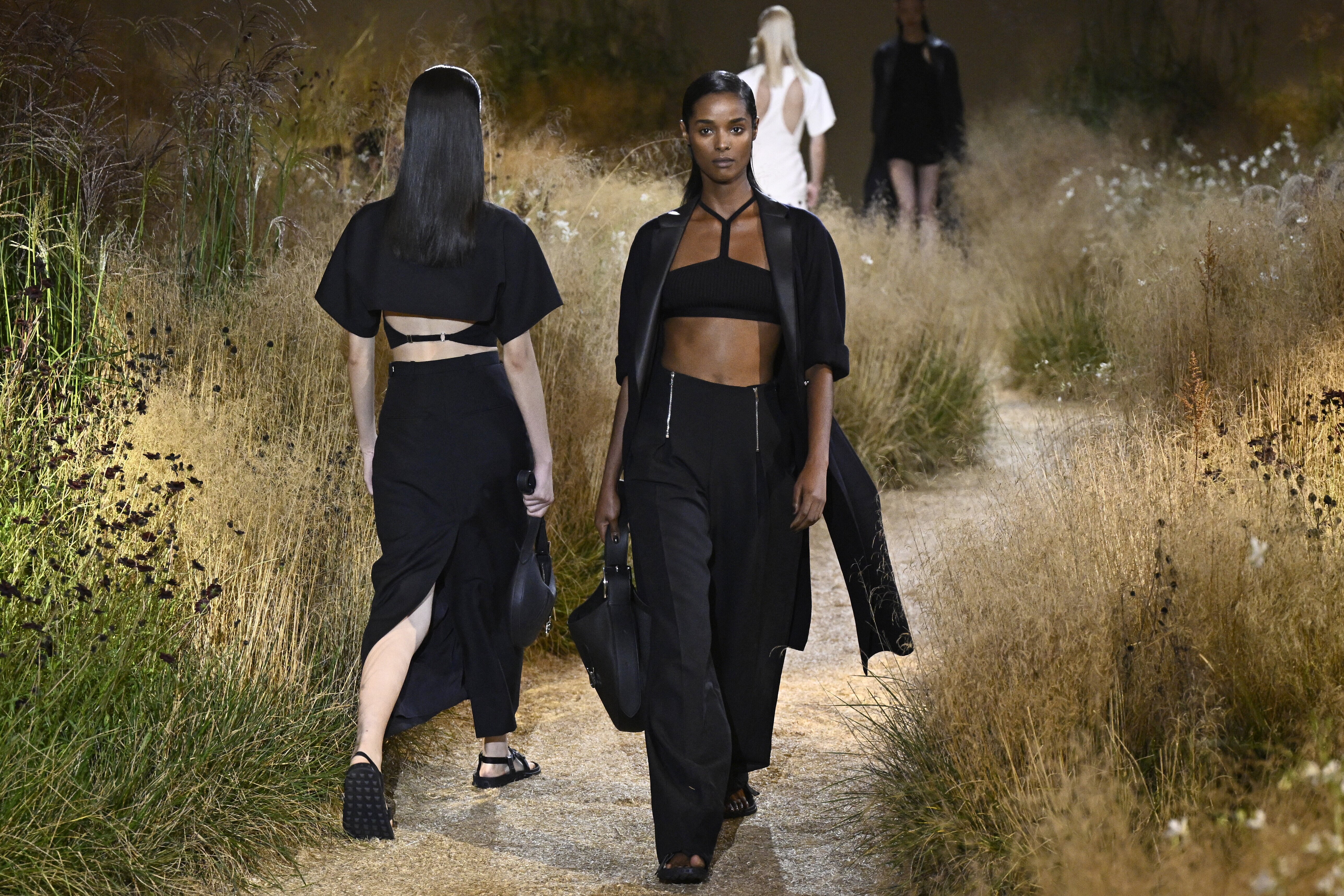 Da Dior a Hermès, le tendenze in passerella a Parigi