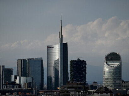 I fermati in Italia, di origini egiziane, non hanno alcuna relazione con il raid di Bruxelles. Sono sospettati di aver versato denaro alle vedove dello Stato islamico. Nelle chat minacce a Meloni