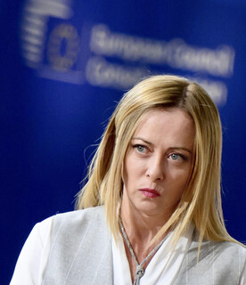 Si è dimesso il consigliere diplomatico di palazzo Chigi dopo telefonata fake di due comici russi alla Meloni