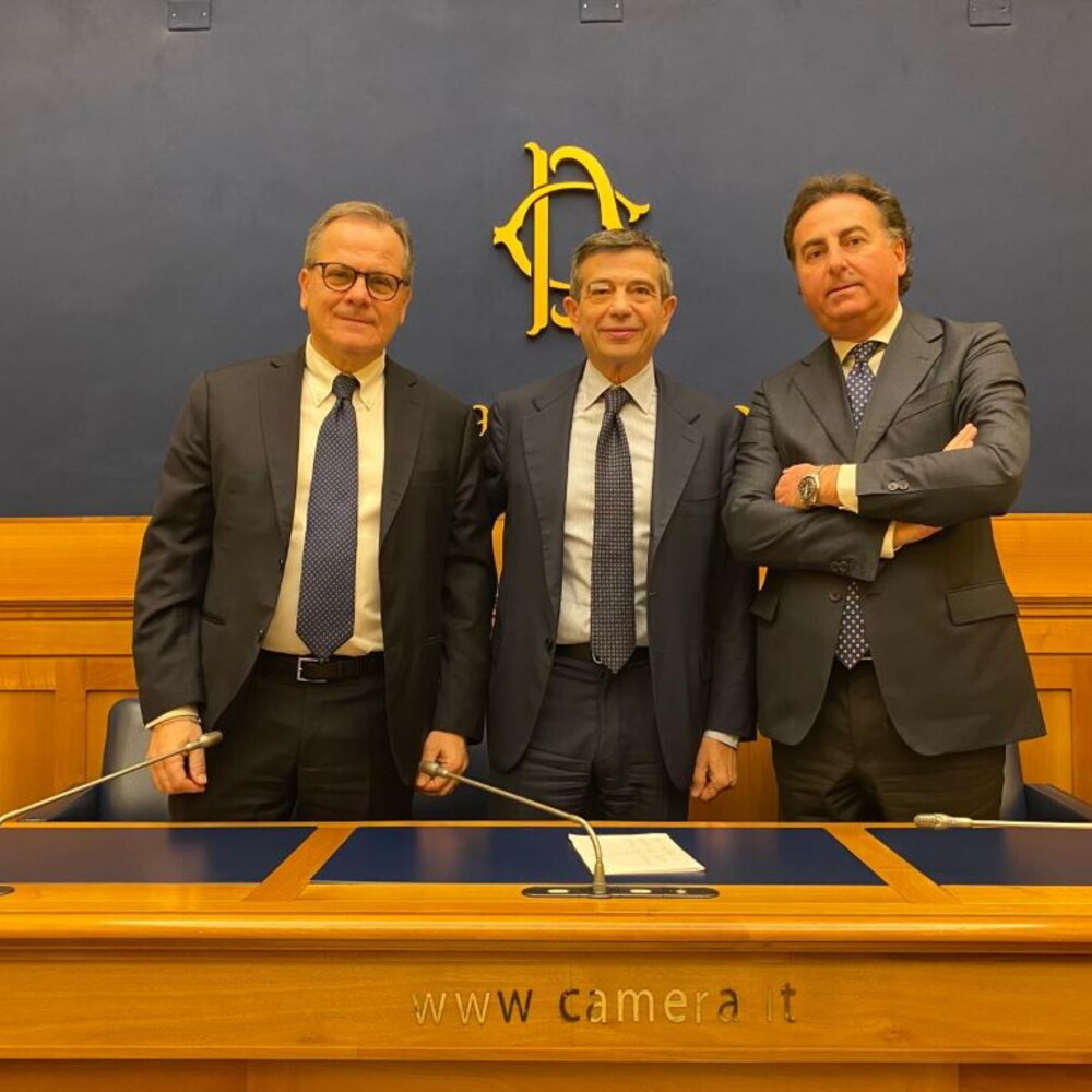 Idv aderisce a Noi Moderati, "insieme anche dopo le elezioni europee"