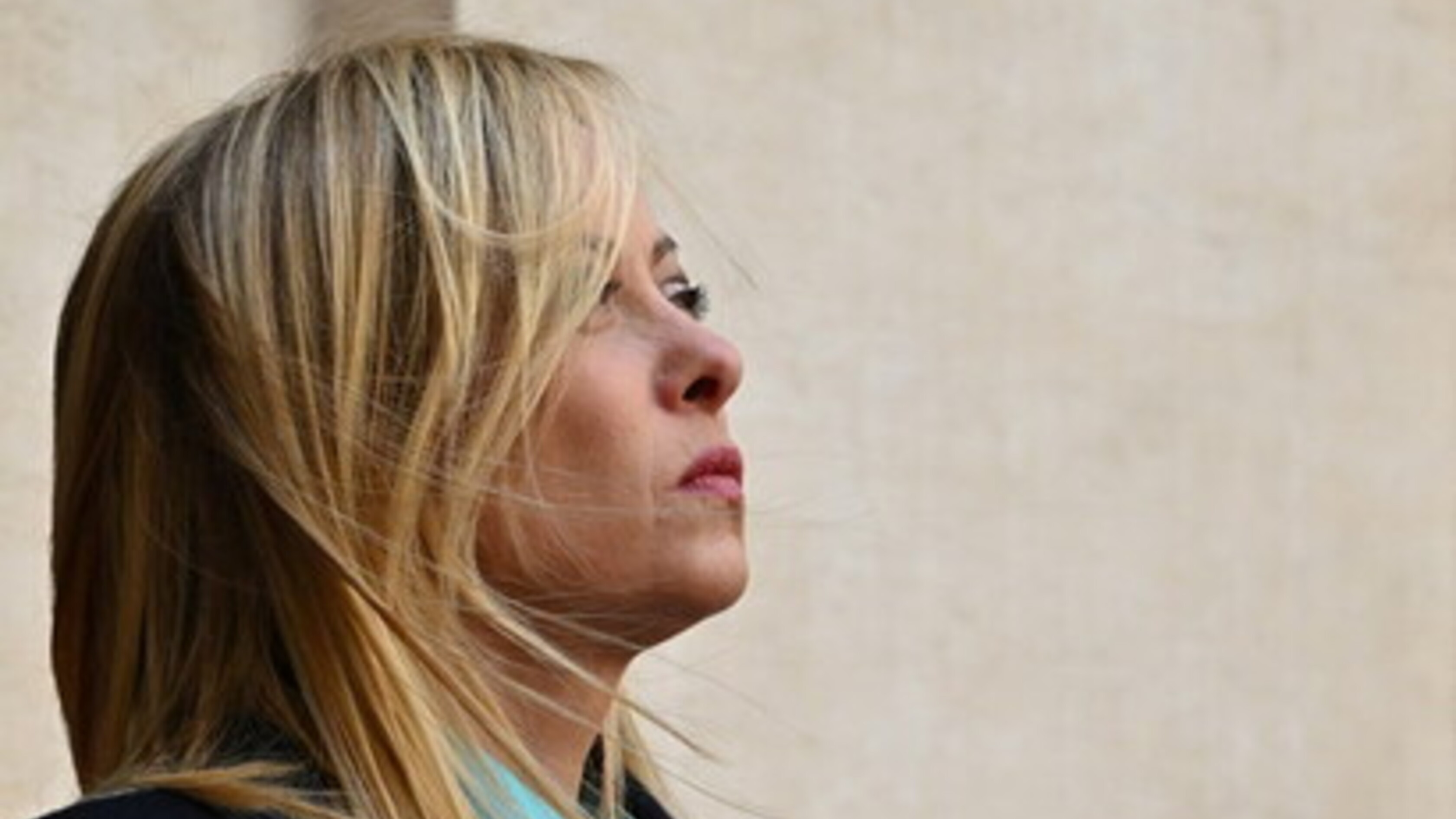 Meloni con Tajani a Basovizza "sono qui per chiedere perdono, c’è stato un colpevole silenzio" 