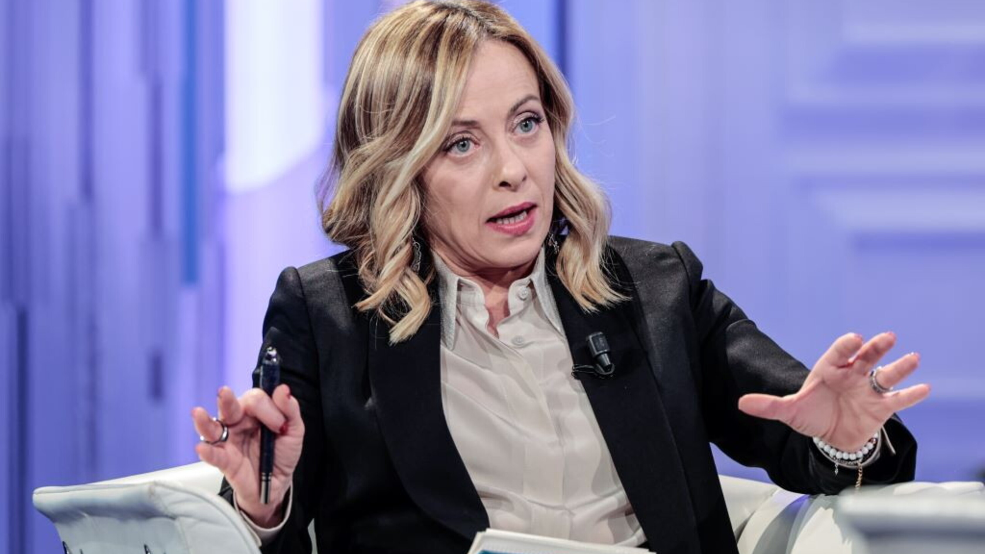 Meloni sul dossieraggio: "Gravissimo utilizzare così le banche dati. La libertà di stampa non c’entra"