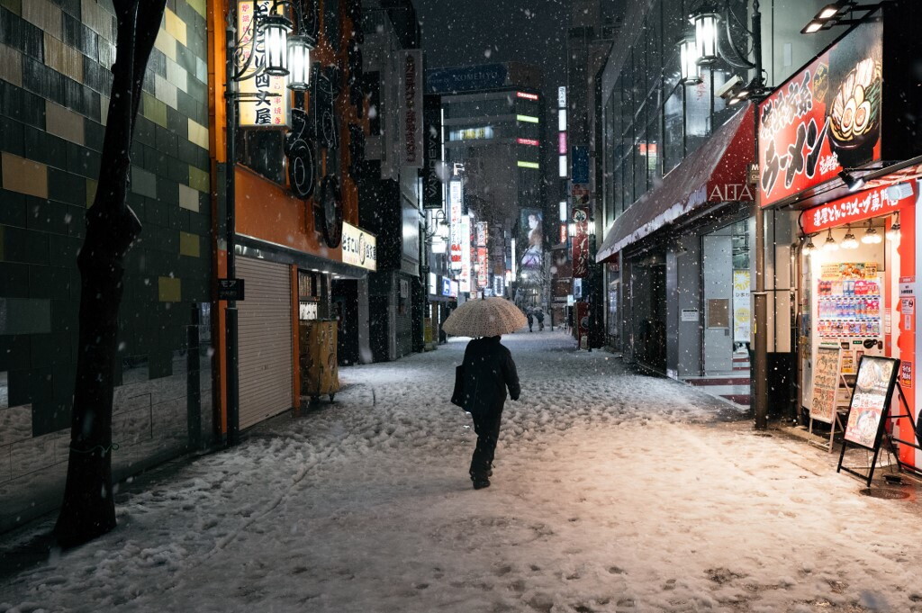 Crollo delle temperature, arriva la prima neve sull'Italia