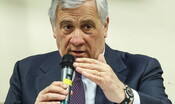 Tajani: "Spero in un dialogo tra von der Leyen e Meloni"