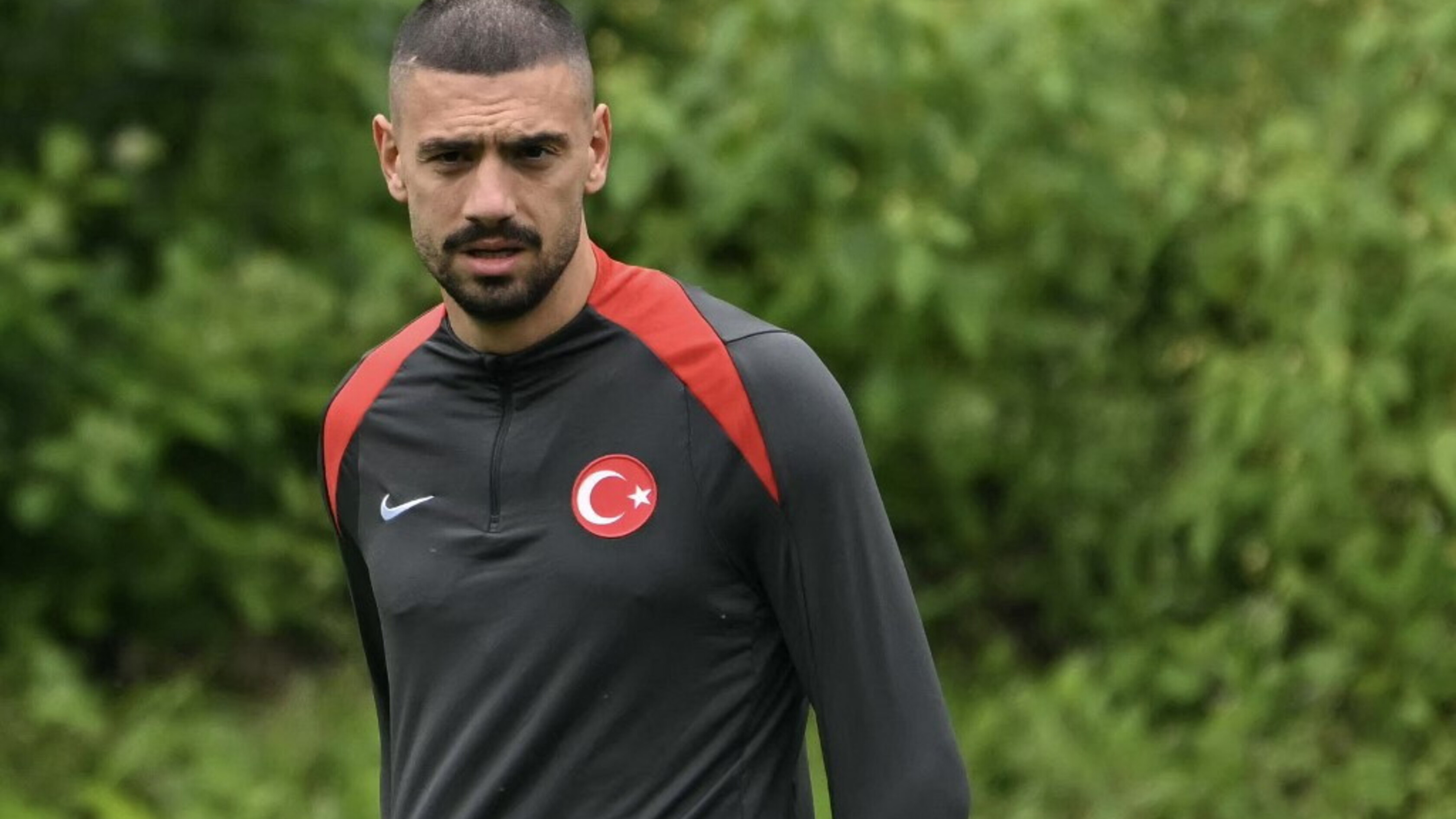 Mano pesante dell'Uefa contro Demiral, ira della Turchia