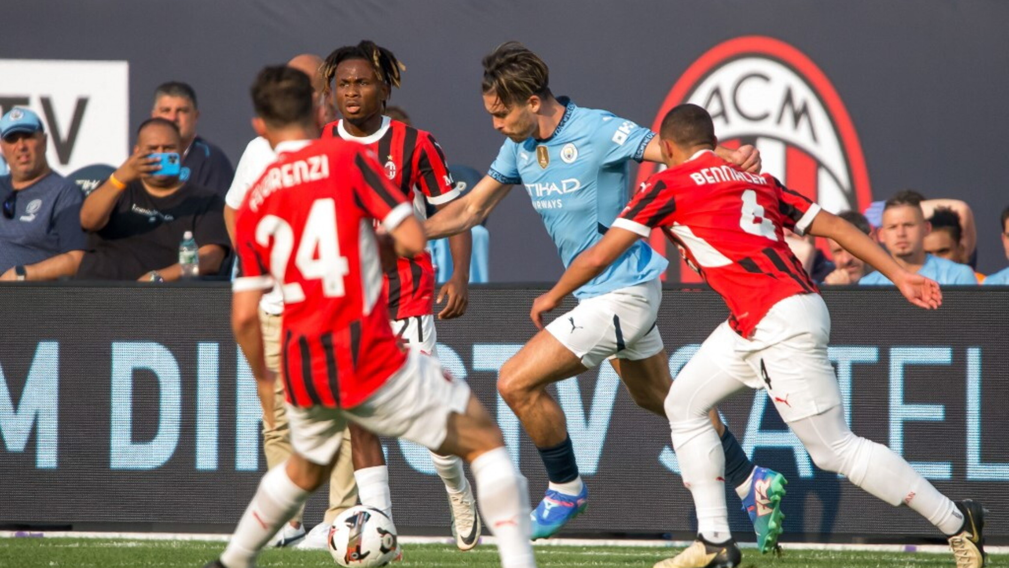 Milan batte il Manchester City 3-2