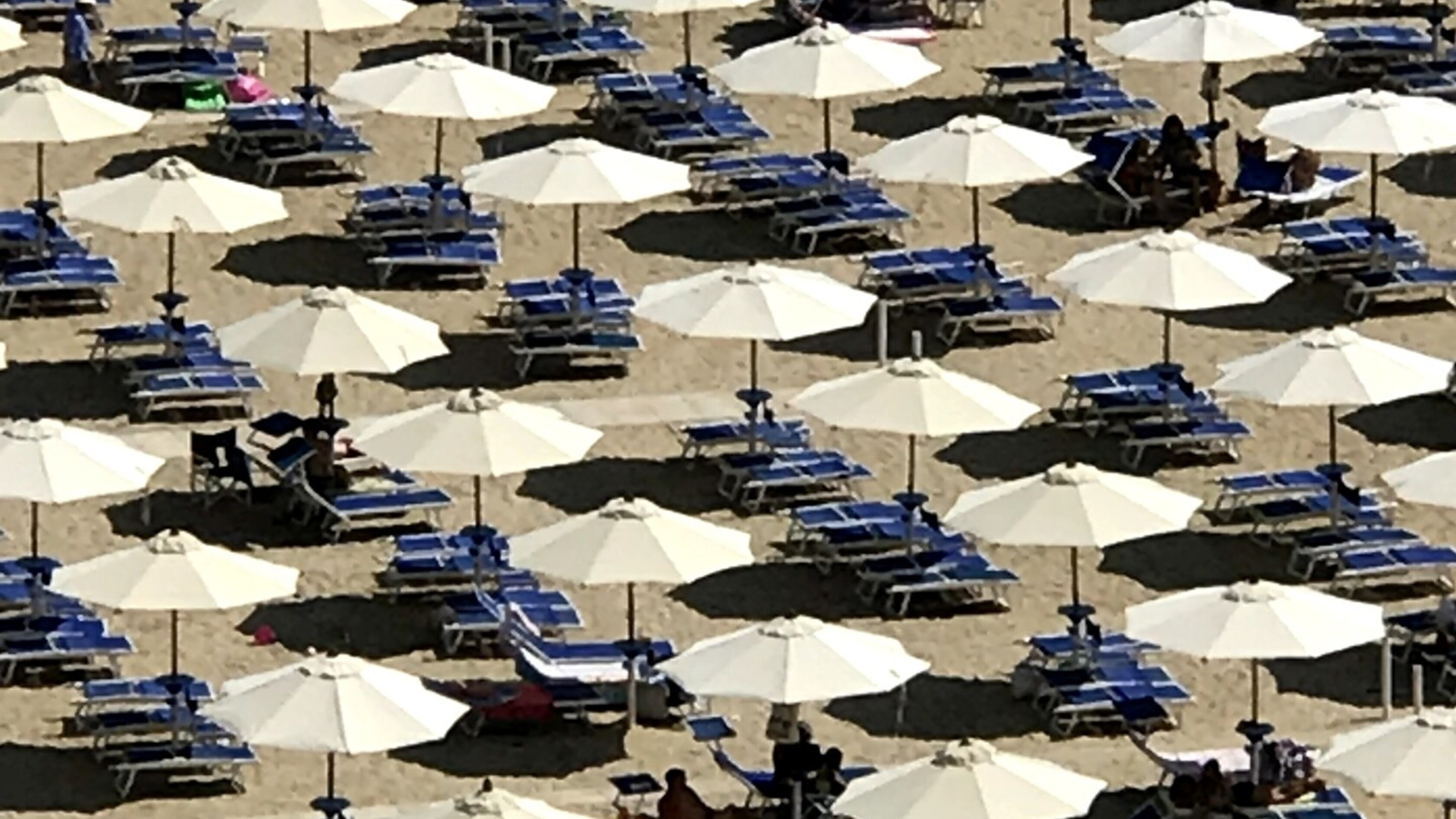 Oltre 7 mila stabilimenti balneari, cresce il settore soprattutto al sud