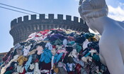 La Venere degli stracci lascia piazza Municipio