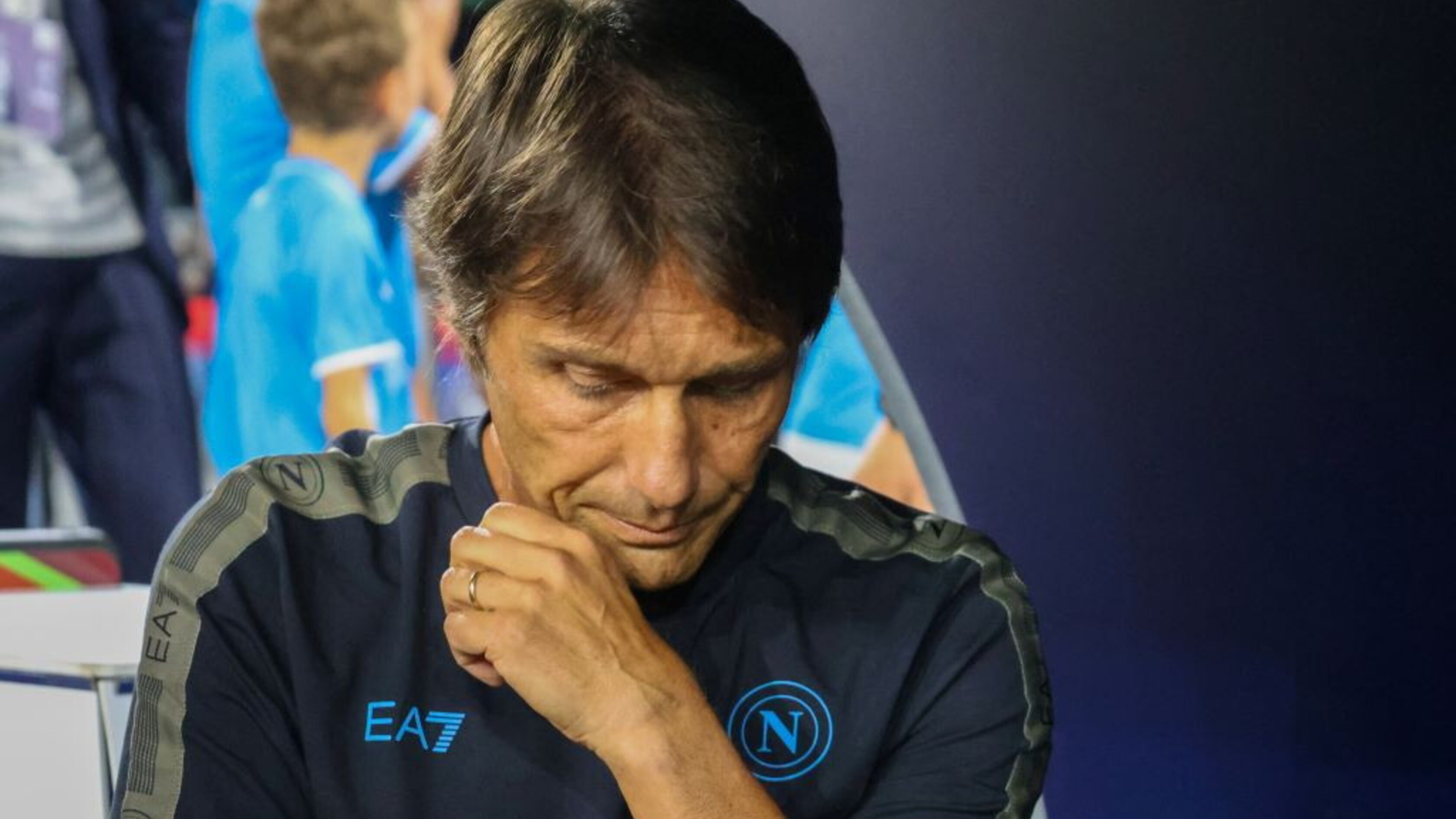 Ritorno in A da incubo per Conte, Verona-Napoli 3-0