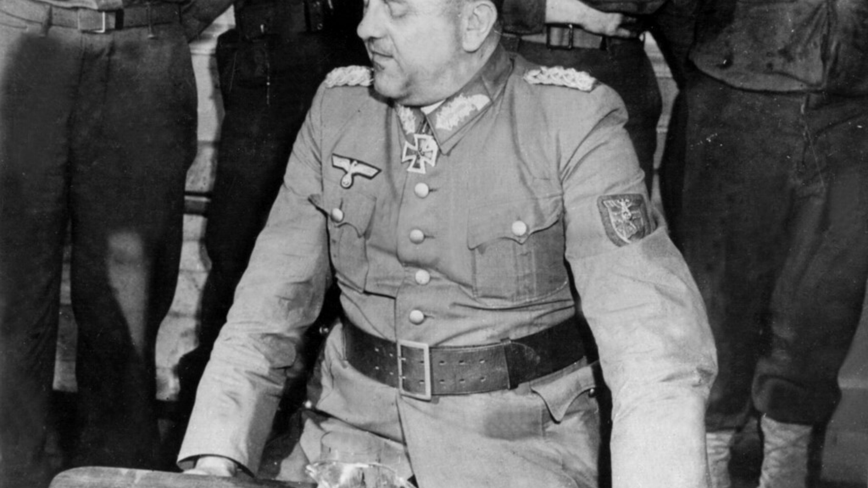 "Parigi brucia?". L'ordine di Hitler ignorato dal generale tedesco Choltitz  