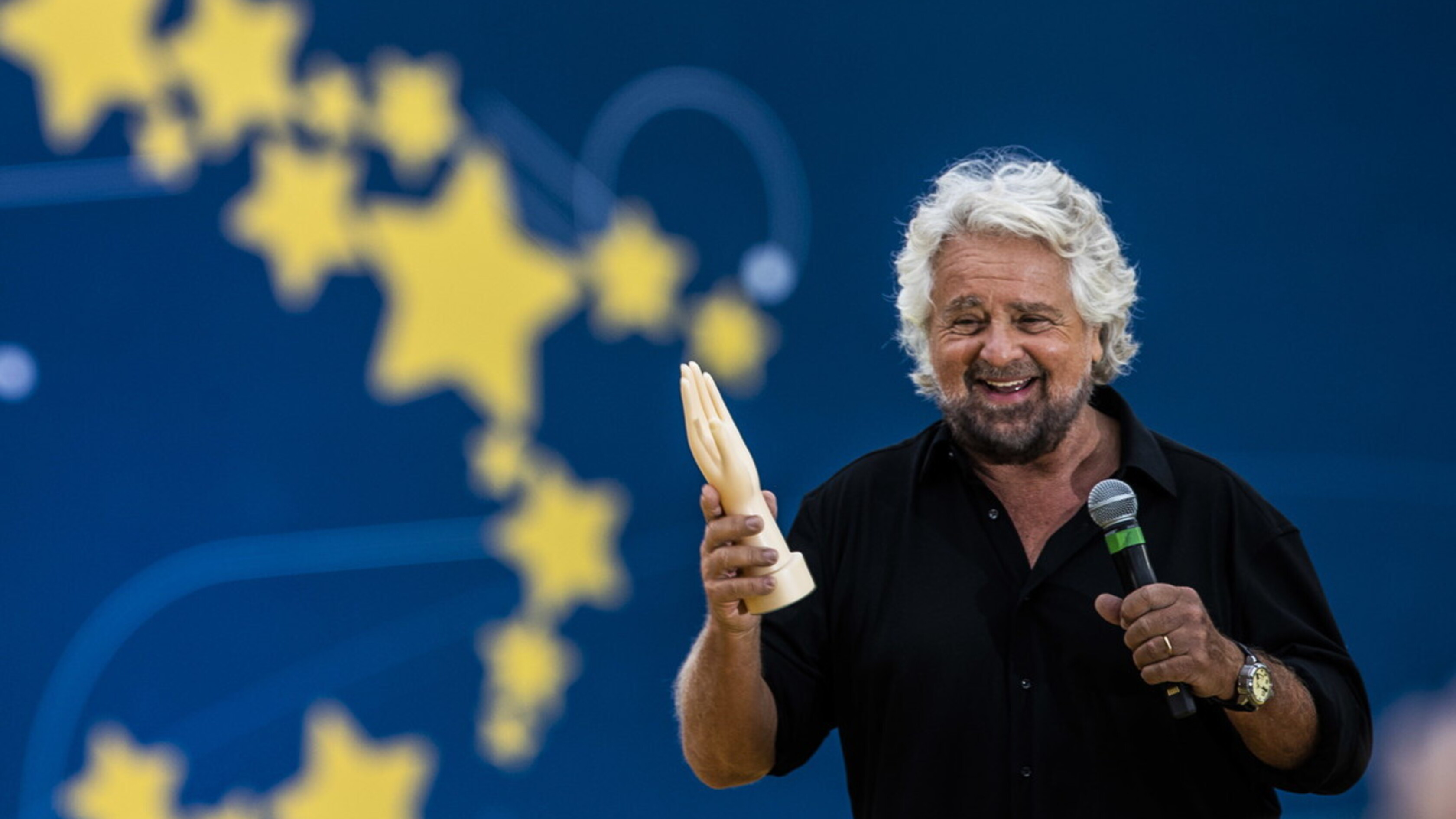 La doccia fredda di Grillo: "Le regole non cambiano"
