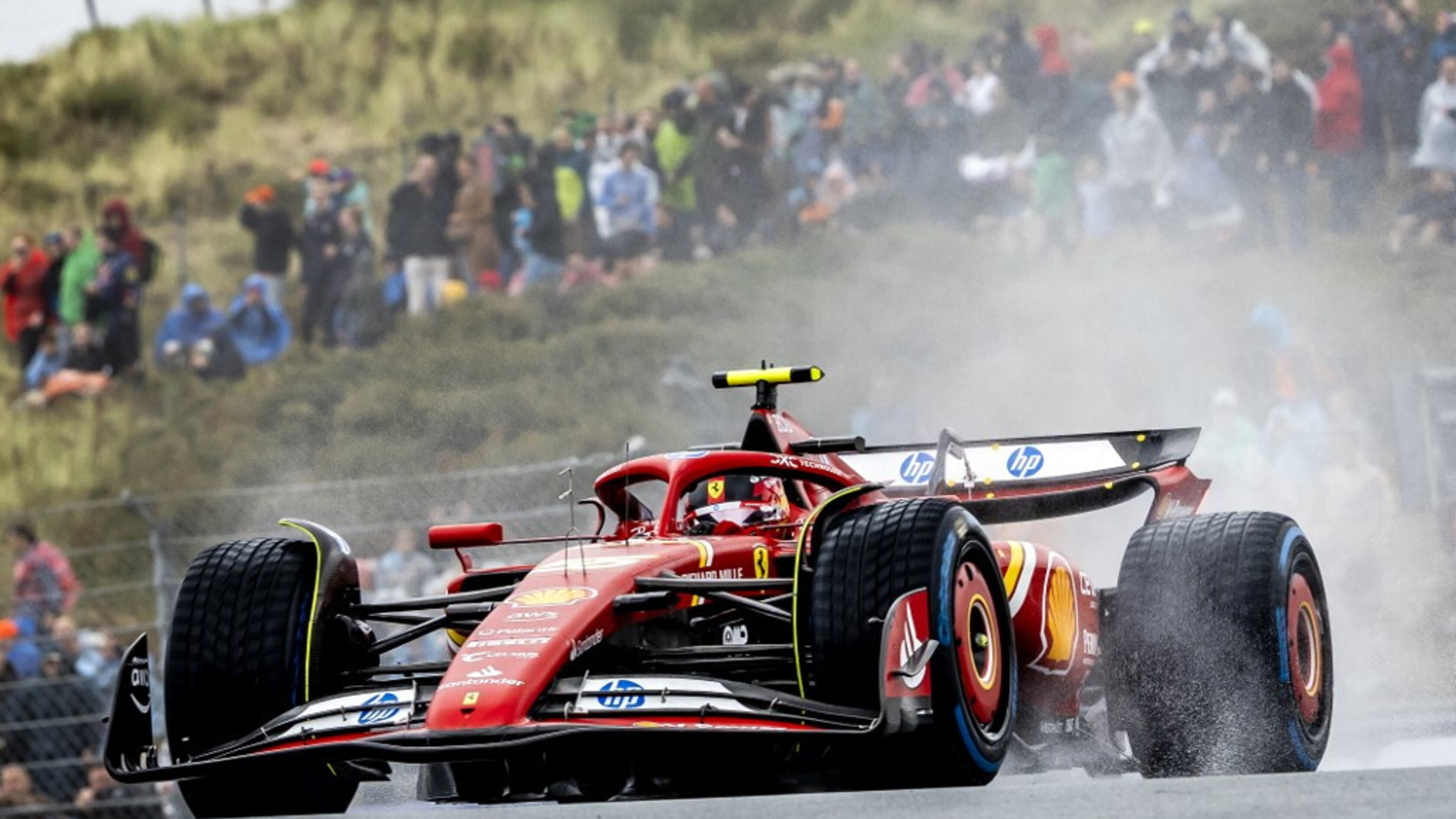 Gp Olanda, problemi per la Ferrari di Sainz, out nelle Fp2