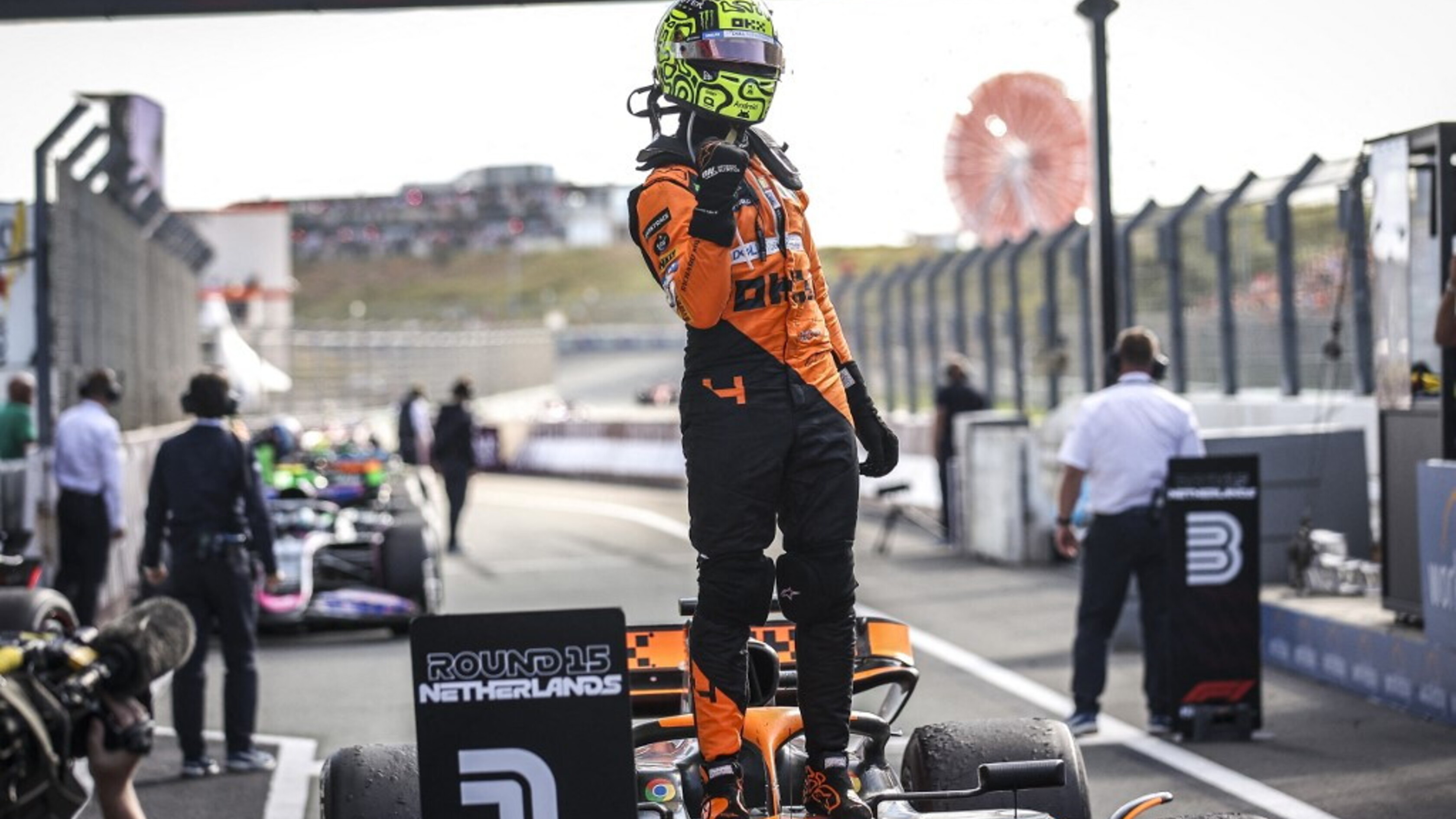 Gp Olanda: Norris vince a casa di Verstappen, terzo Leclerc