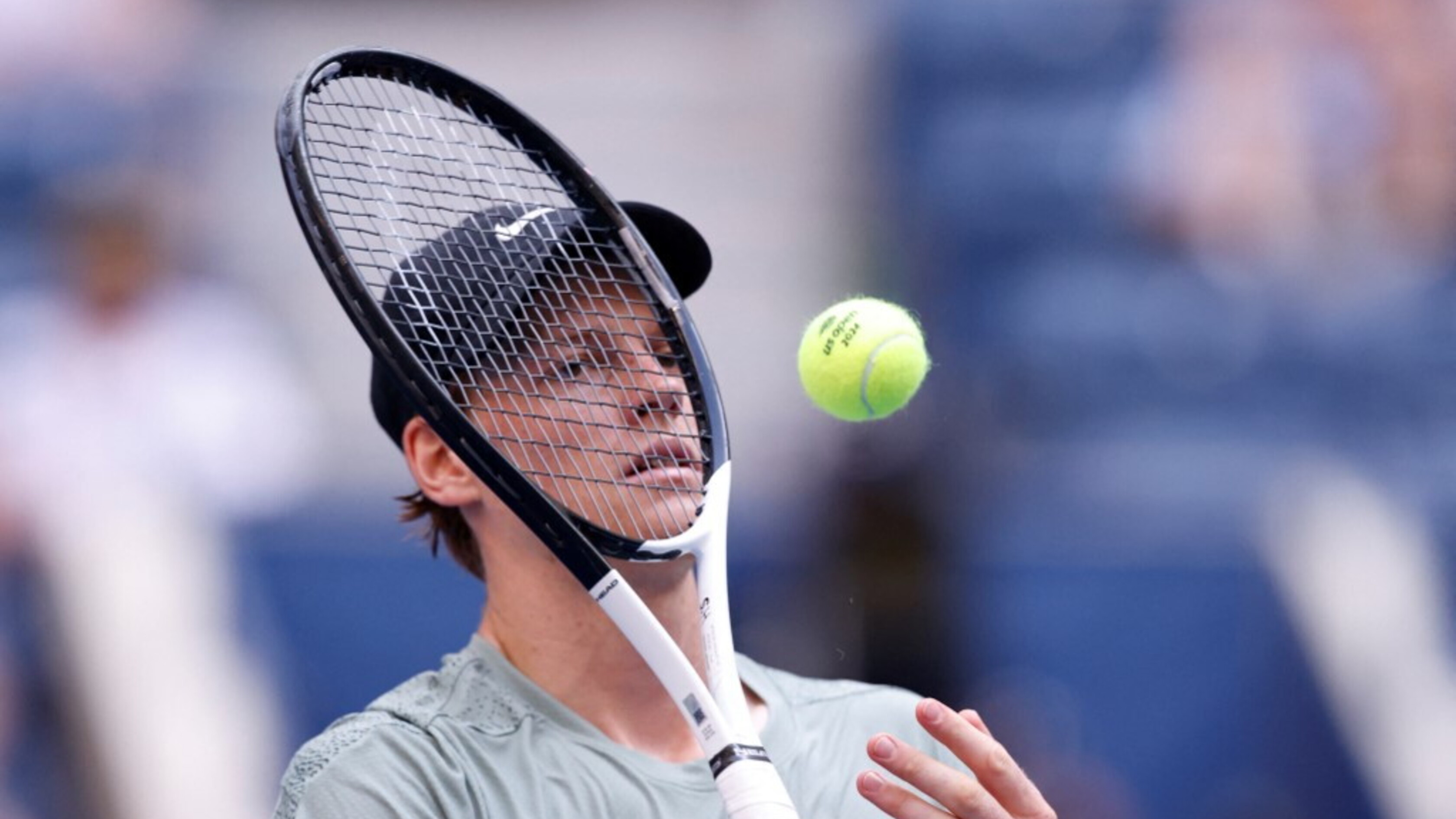 Us Open, Sinner vince in rimonta e accede al secondo turno