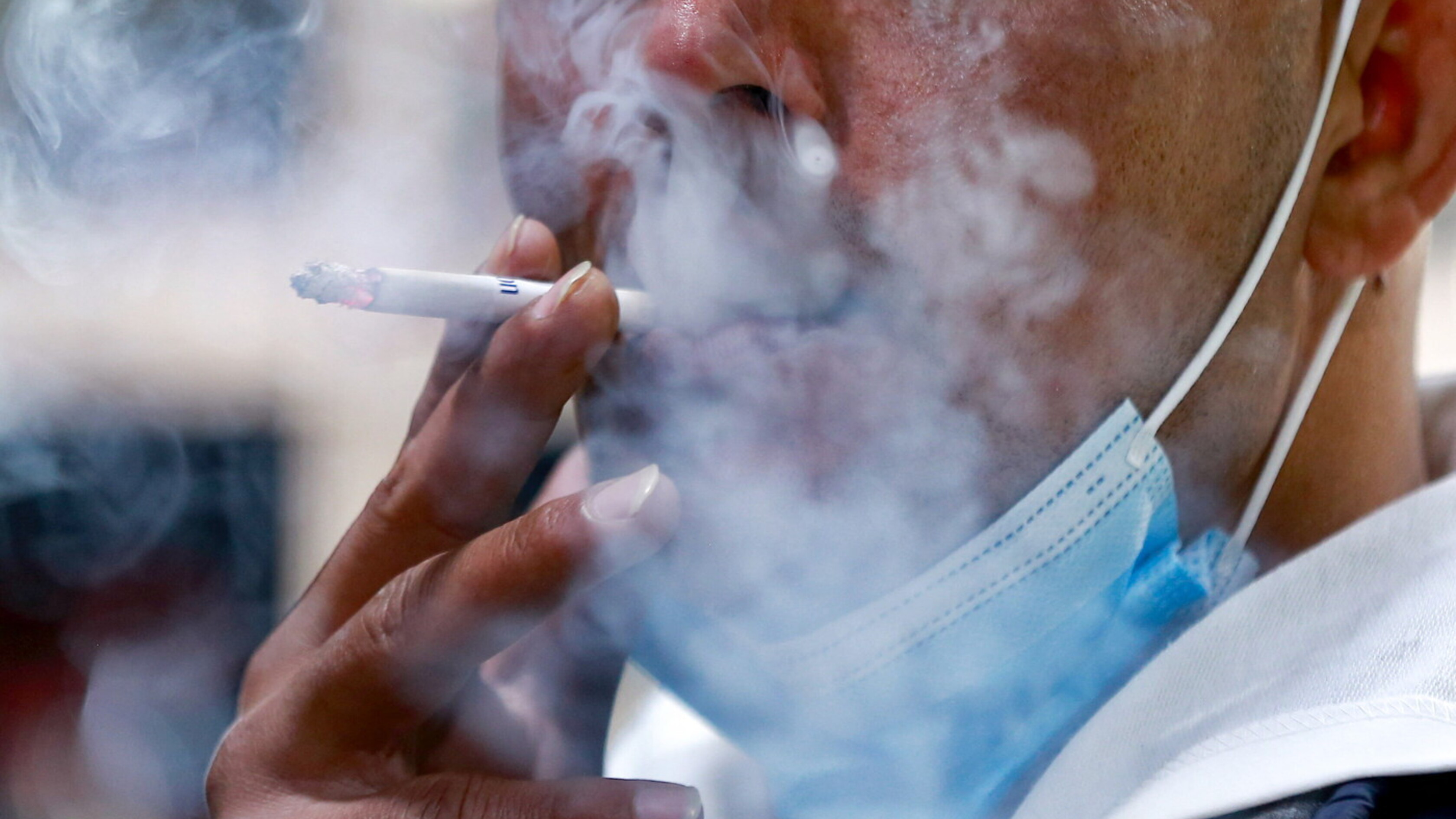 Smettere di fumare riduce il rischio di infarto