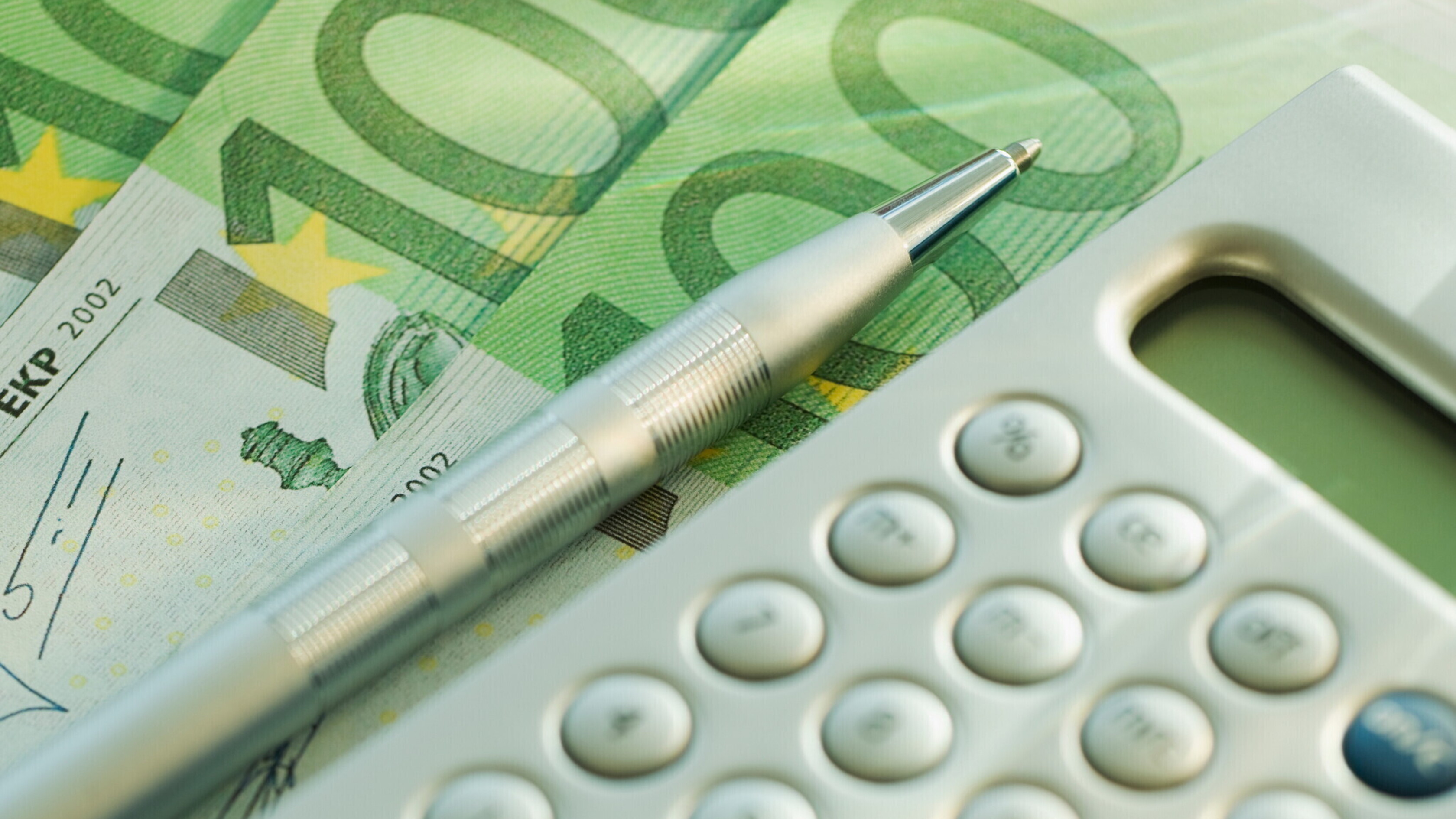 Istat: l'inflazione rallenta a +1,1%. Nell'Eurozona scende al 2,2%