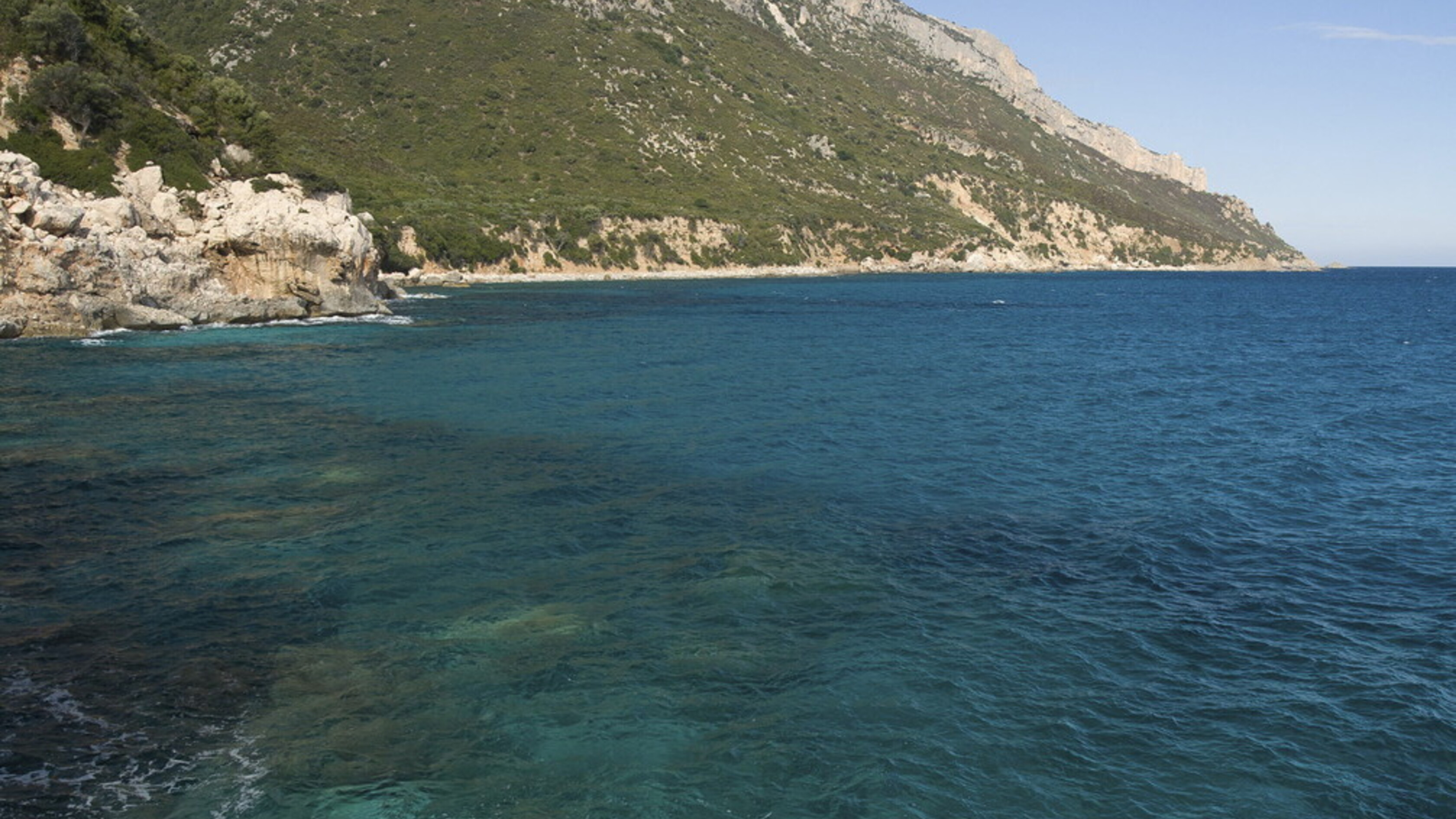 Il Mediterraneo è più caldo e le coste arretrano