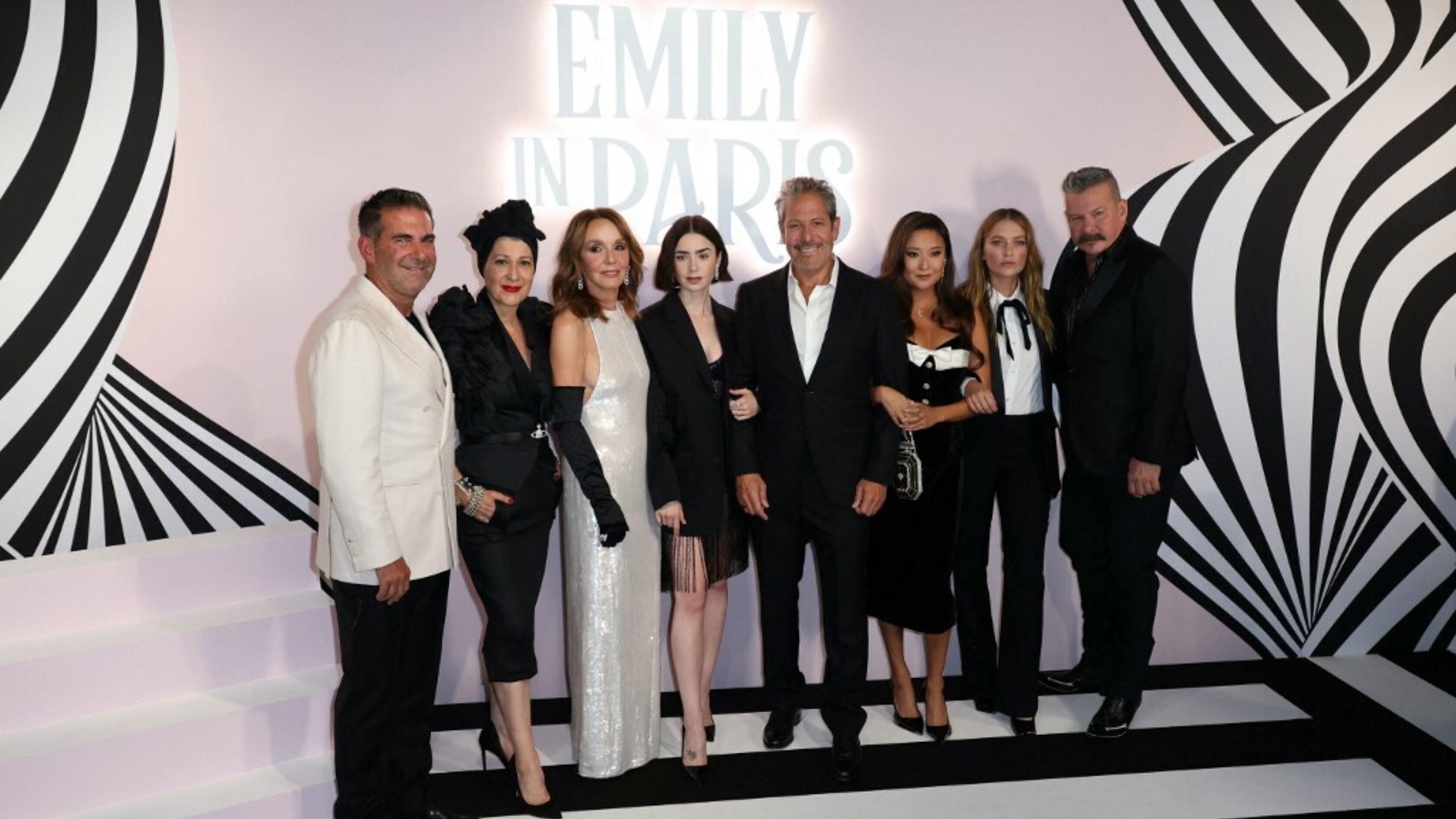 Netflix annuncia la quinta stagione di "Emily in Paris"
