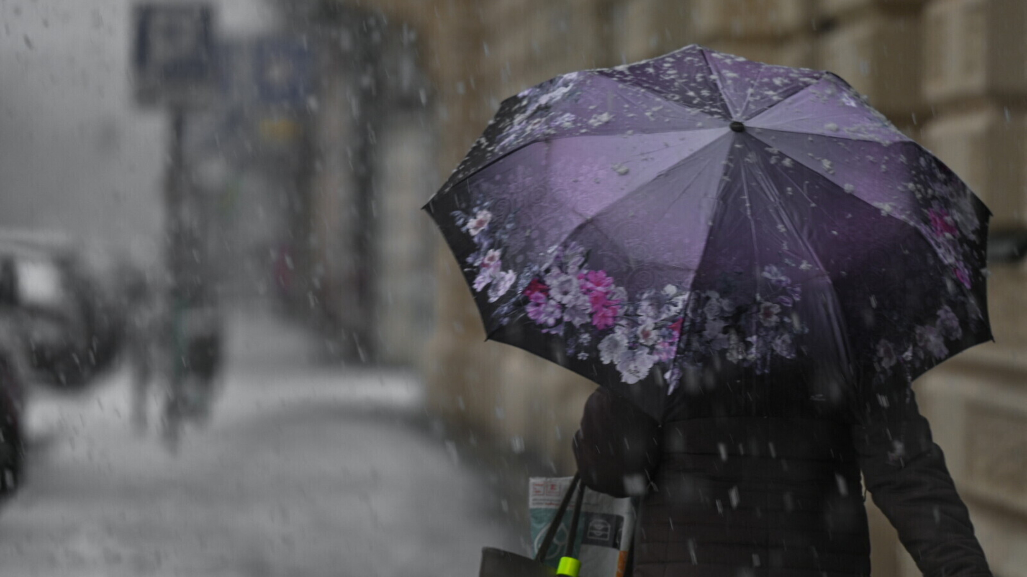 Bomba d'acqua a Salerno: disagi e allagamenti