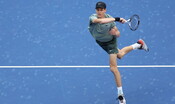 Sinner debutta agli Atp di Pechino e mette ko Jarry in tre set