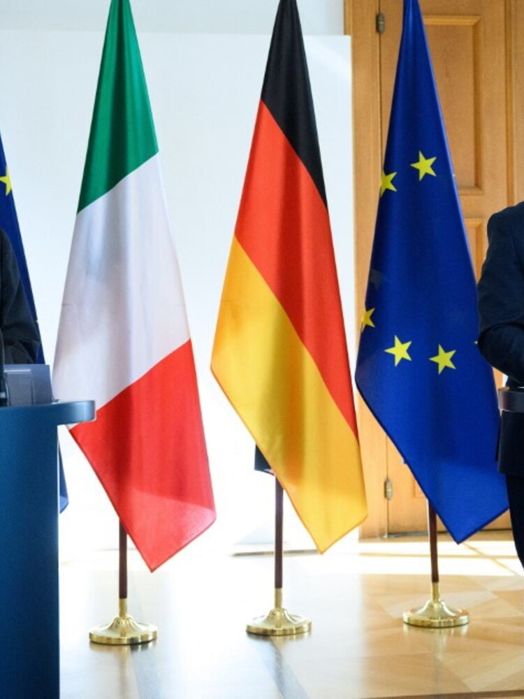 Mattarella: "L'Ue recuperi la fiducia dei cittadini con scelte coraggiose"