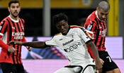 Tre gol in 5 minuti e il Milan conquista la vetta
